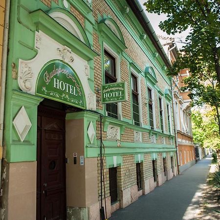 Budapest Garden Hotel Exterior foto